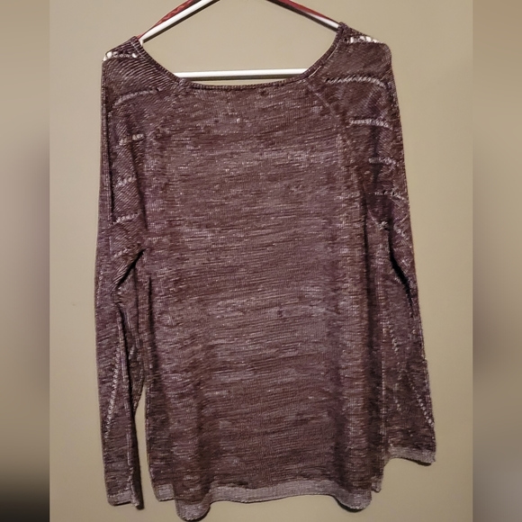 Maroon Sweater - Picture 2 of 3